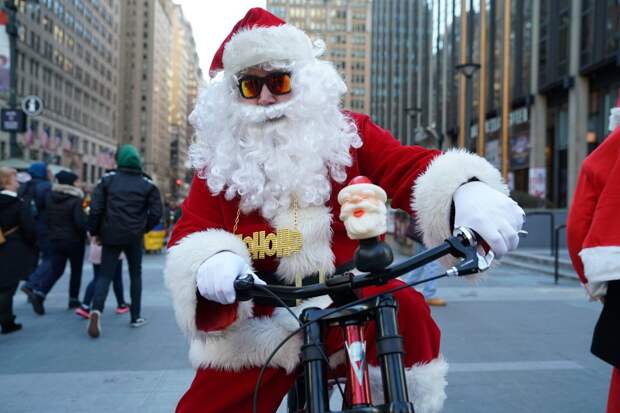 SantaCon 2018 в Лондоне, Париже, Сеуле, Нью-Йорке и других городах