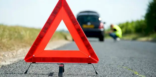 15-летний подросток пострадал в жестком ДТП с переворотом у кладбища в Барнауле