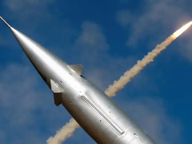 Генерал-майор Столяров: Запад требует от Киева нанести ракетный удар по России