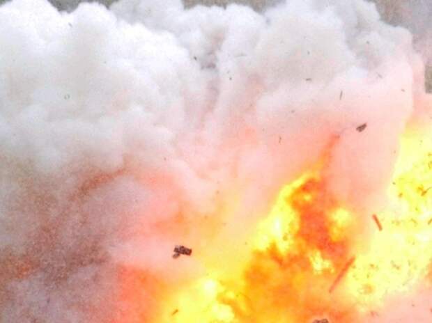 Взрыв в центре Владикавказа: горит здание на улице Августовских Событий