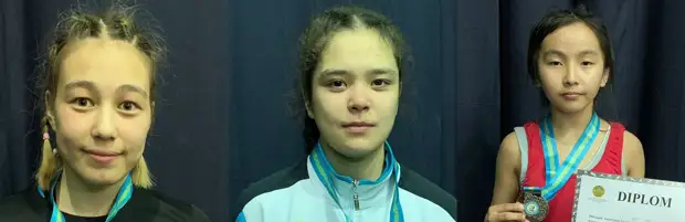 Три медали завоевали спортсменки из Актау на ЧРК по вольной борьбе