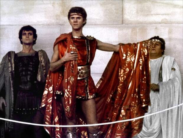 Правда и вымысел об императоре Калигуле: оклеветанный безумец или садист-убийца?