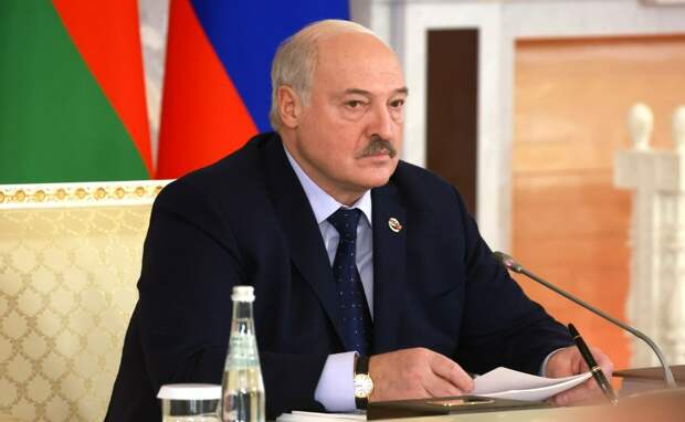 Стало известно здоровье Лукашенко после падения в хоккейном матче