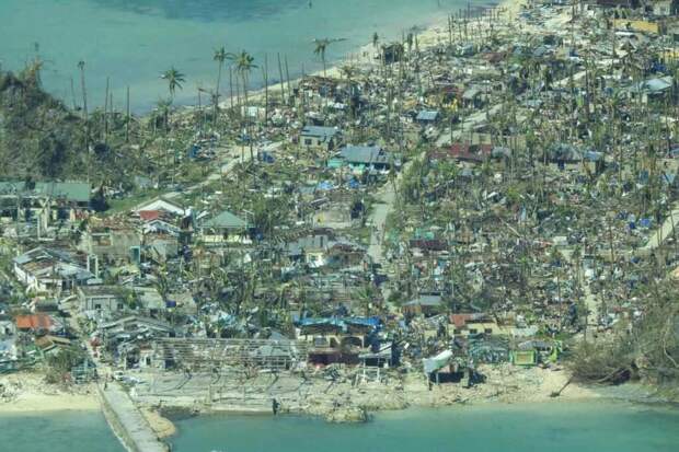 Мощный тайфун «Рай» обрушился на Филиппины