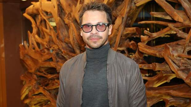 Павел Деревянко стал крёстным отцом: трогательное видео