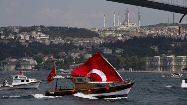 Турцию поставили перед выбором: переждать бурю в сторонке не выйдет