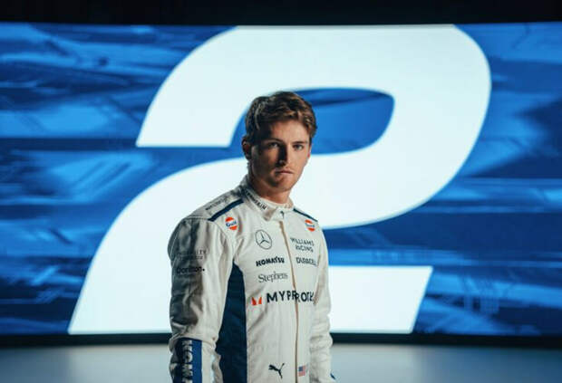 Логан Сарджент возобновил гоночную карьеру