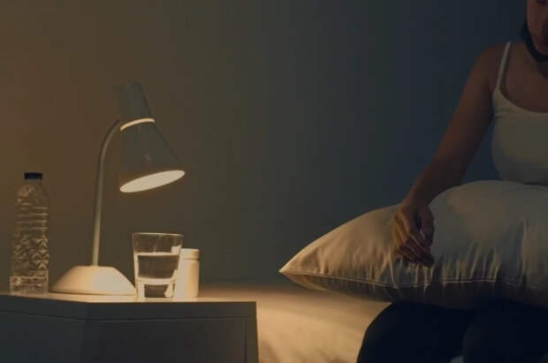 Сомнолог Черкасова объяснила, как побороть бессонницу