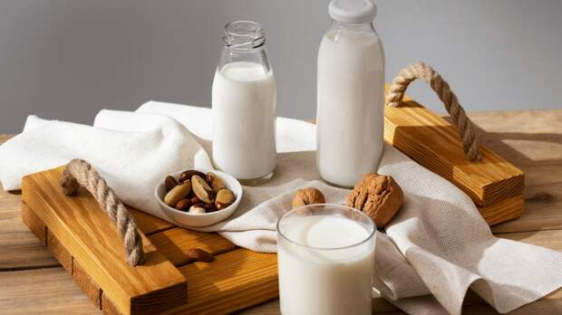 Названы самые полезные виды молока