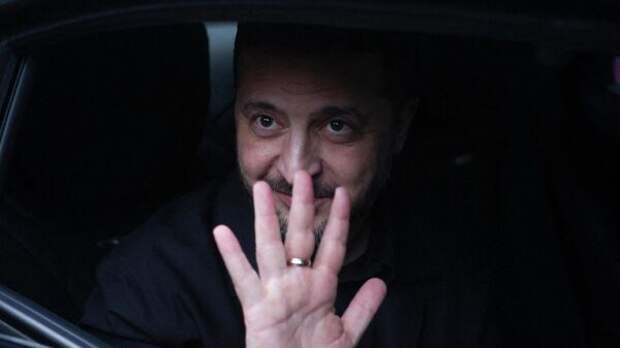 "Зеленский продал живой товар". Что говорят на Украине о кредите ЕС