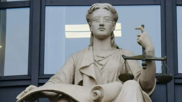 "Союзмультфильм" взыскал с петербурженки компенсацию за использование образа Чебурашки