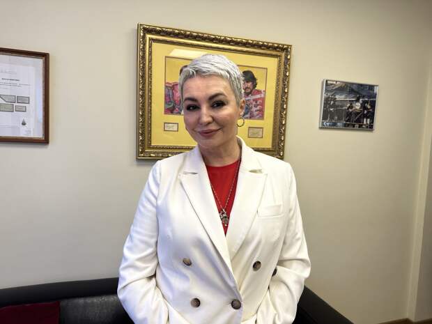 Катя Лель заявила, что на фото под Петербургом запечатлено НЛО