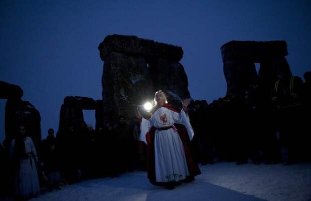 4084478_81327471_large_wintersolstice1 (700x453, 43Kb)