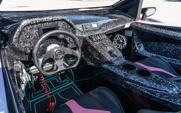 Плавающий Lamborghini оказался дешевле 4 млн рублей: что это за зверь?