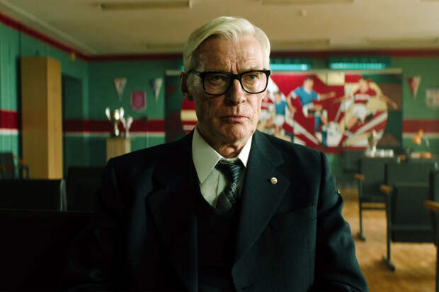 Актер Щербаков заявил об успешном восстановлении после операции из-за перелома шейки бедра