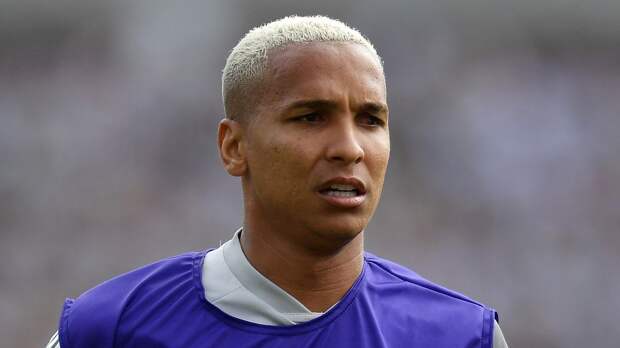 Этот футболист — главный клоун мирового футбола! Он каждый раз доводит зрителей до смеха