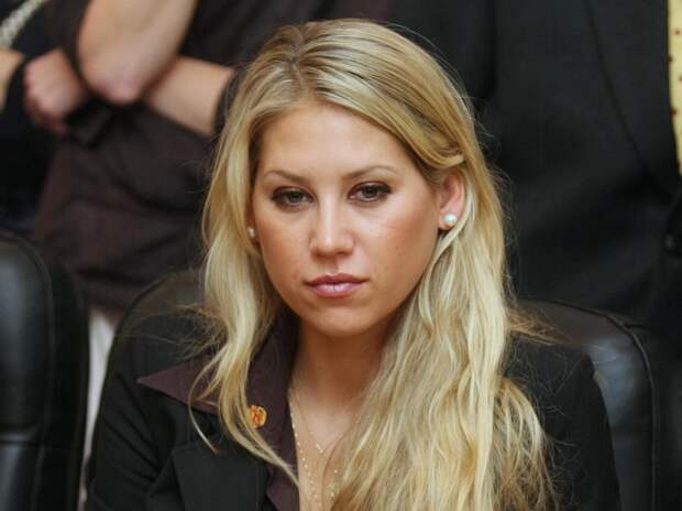 Курникова показала нежное фото всех детей от Иглесиаса: в кадре и новорожденный