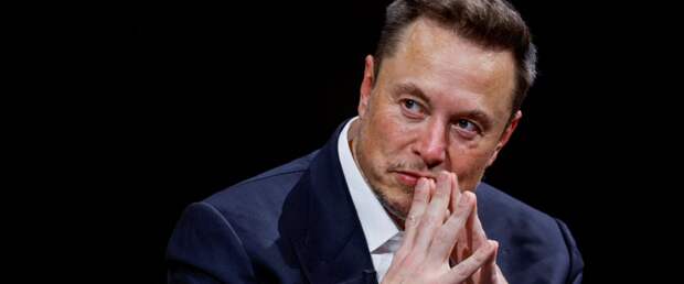 Tesla Roadster, по словам Маска, будет намного круче автомобилей Джеймса Бонда