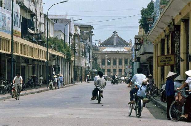 1991 Hanoi.jpg