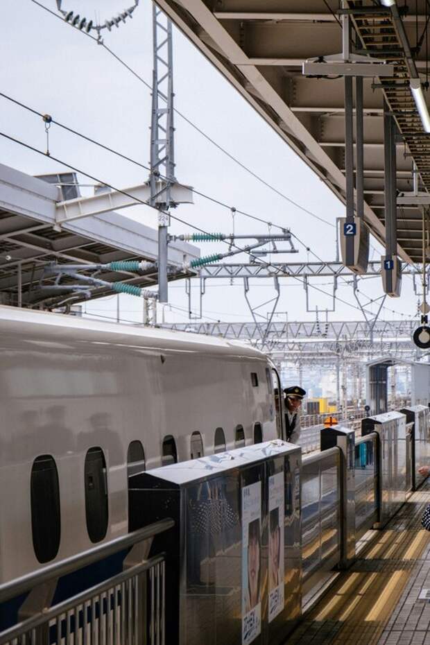 Сбои в авиасообщении Японии: миллионы туристов ищут альтернативу через «Синкансэн»