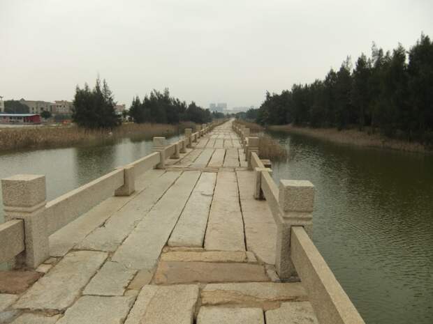Самый длинный древний мост в мире