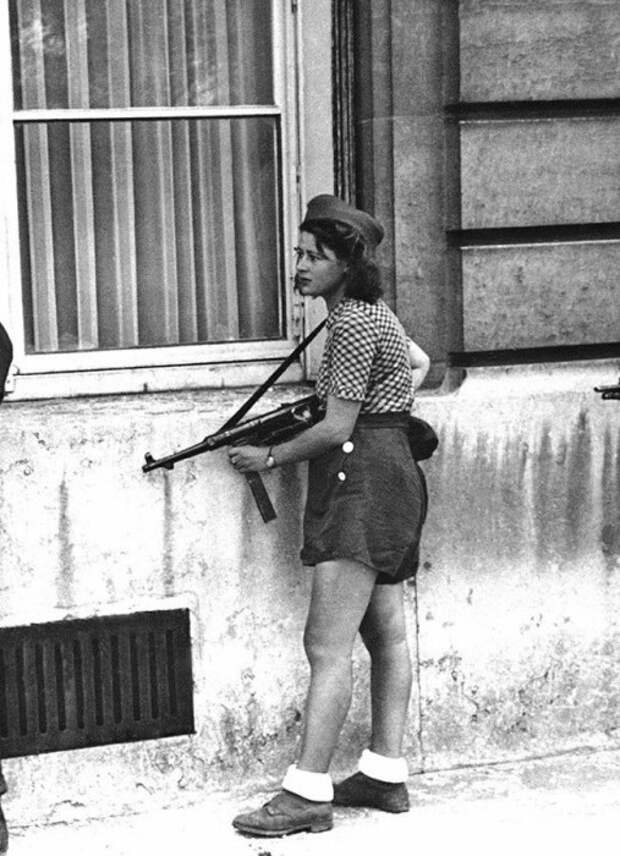 Сопротивление во время освобождение Парижа. Франция, 1944 год.