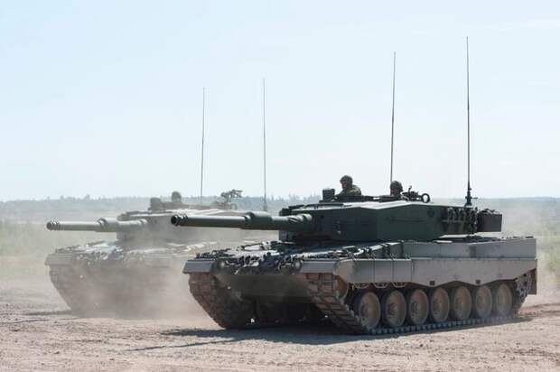 Танки Leopard 2A4