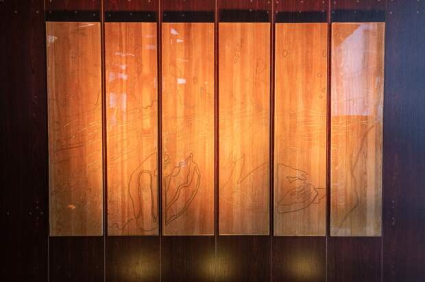 О ПОВЕРХНОСТЯХ И ПРОСТРАНСТВАХ