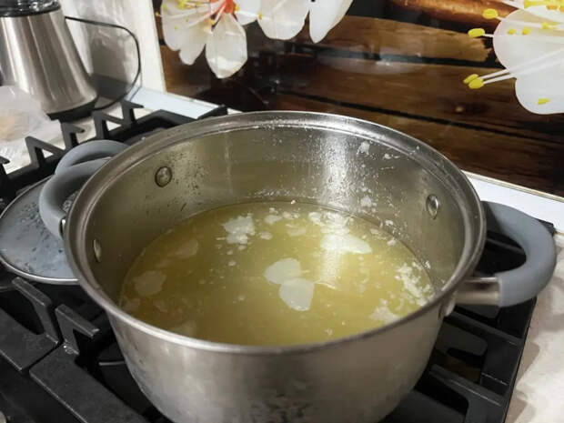 Больше не жду часами: 4 способа разморозить мясо за 30 минут — сочное и без потери вкуса