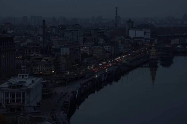 Блэкаут в Киеве продолжается четвертый день