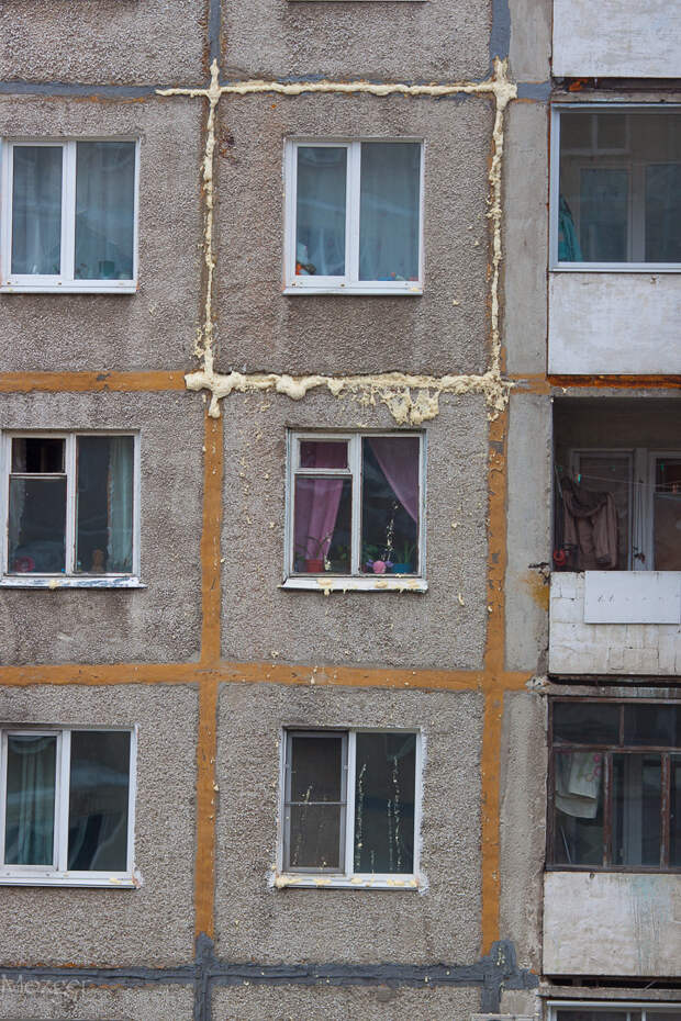 Плюньте вы на окружающих - пеньте! монтажная пена, пена, прикол, юмор
