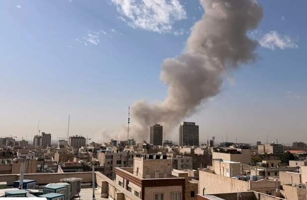 Авиаудары по Харку и тайные атаки на химбиолаборатории: что США и Израиль сделали в Иране 7 апреля