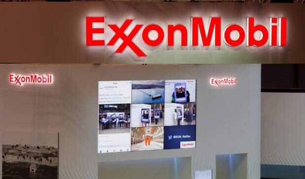 Tesla выросла на премаркете, а Exxon Mobil упала