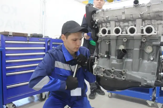 Готовим, ремонтируем авто и делаем маникюр: чемпионат "Абилимпикс" стартовал в Приморье