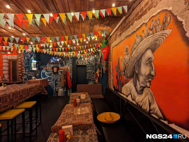 На «барной улице» в центре Красноярска заработало первое заведение