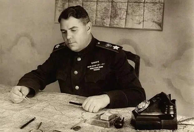 9 апреля 1945 года советские войска взяли штурмом город-крепость Кёнигсберг