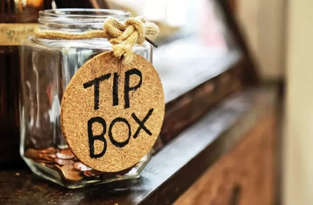 Привыкли оставлять чаевые? Что предусматривает законодательство в этой ситуации