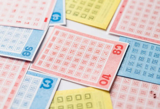 Пенсионерка в Малайзии выиграла 40 млн ринггитов после сорока лет невезения