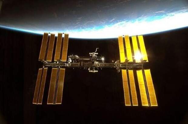 10 любопытных фактов о Международной космической станции (МКС) 10 любопытных фактов о Международной космической станции (МКС)