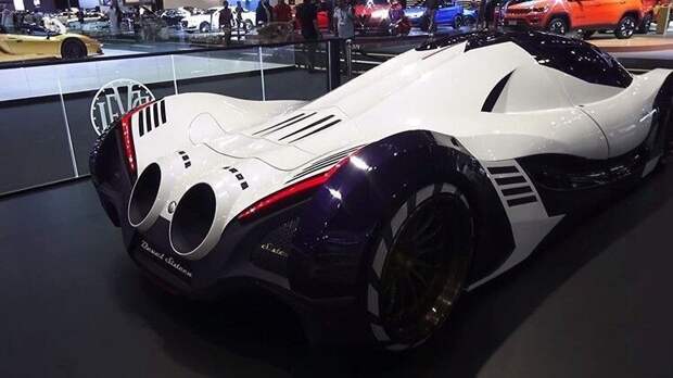 Devel Sixteen – футуристичный автомобиль с двигателем на 5000 л. с. 