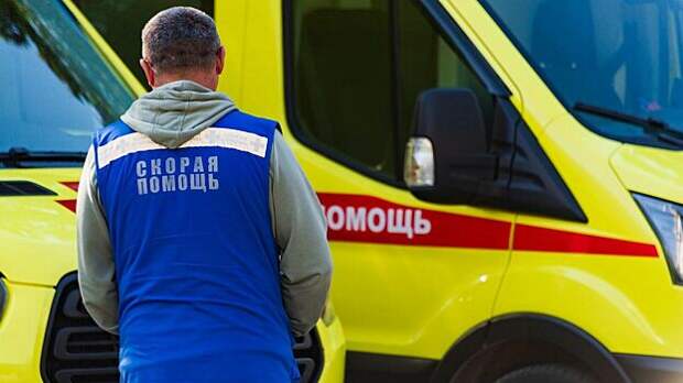 Прокуратура: 13 детей отравились парами хлора в бассейне в Тюменской области