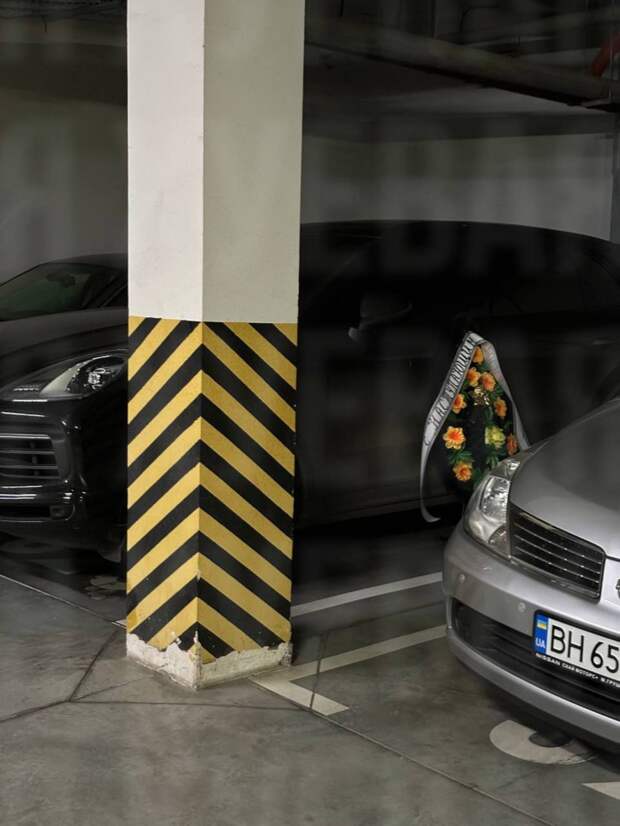 Любовь до гроба: подарок от бывшей «с наступающим