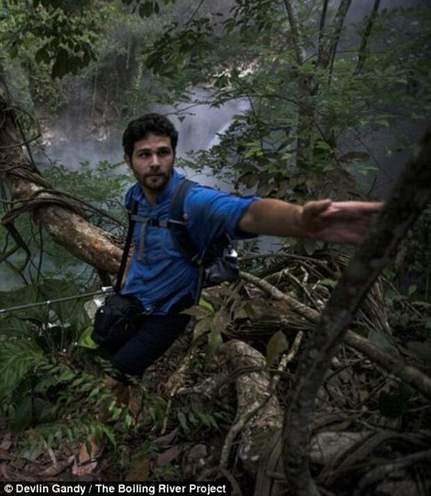 В амазонских джунглях найдена река, в которой можно свариться заживо
