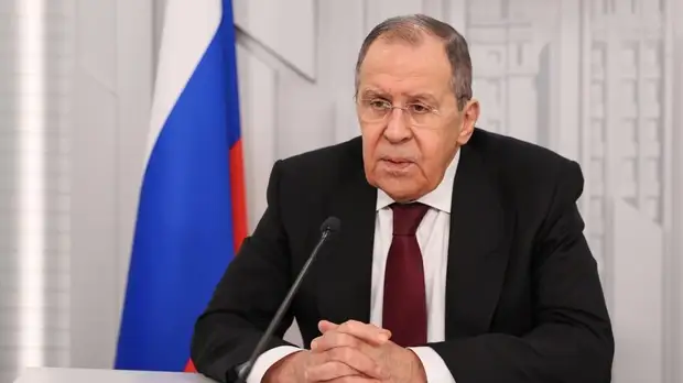 «Должны быть улицей с двусторонним движением»: Лавров — об отношениях России с Великобританией