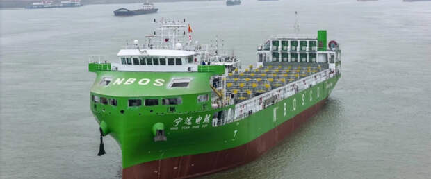 Китай испытывает электрический контейнеровоз грузоподъемностью 10 000 тонн