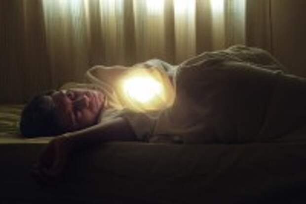 light Learn the Power Of Influence & Emotion When It Comes to Materializing Success In Business & Love