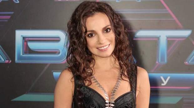 Маленькая дочь Светланы Светиковой упала с кровати, когда ночью побежала искать пропавшую мать