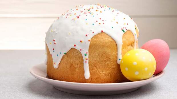 Больше не прилипнет: секретная эмульсия пекарей, с которой пасхальный кулич легко выходит из формы