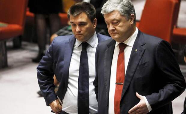 На фото:министр иностранных дел Украины Павел Климкин и президент Украины Петр Порошенко (слева направо)