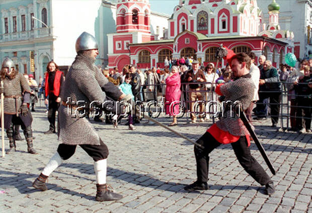 Как Москва отмечала 850 лет